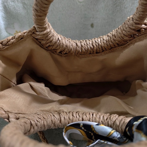 Saint Laurent Half-Circle Straw Bag - Picture 11 of 11